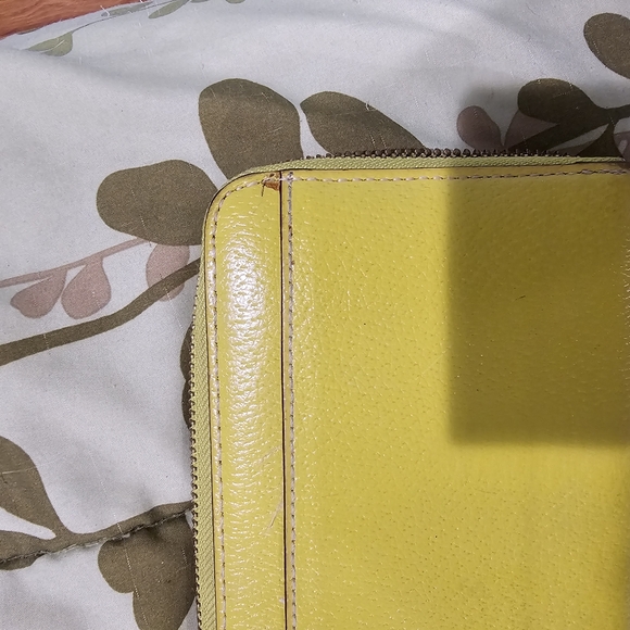 Kate Spade Wallets - Picture 6 of 7